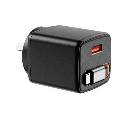 comprar Suporte OEM Customizado 30W GaN carregador rápido com cabo USB-C retrátil Full Voltage 220V-240V preto online manufacture